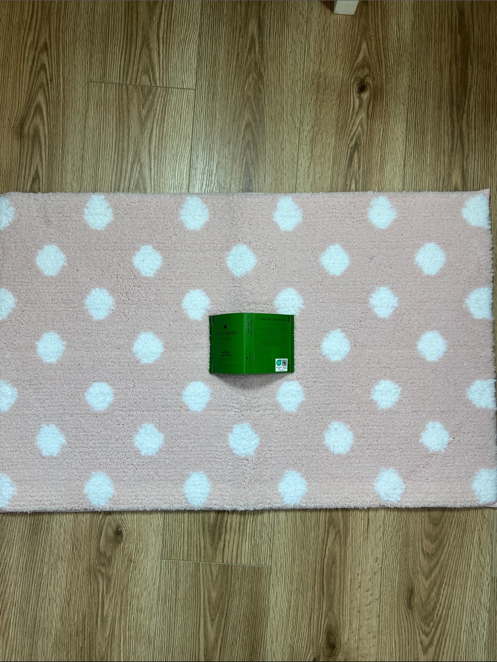 Kate Spade Bath Mat Blush Pink with White Polka Dots Soft Plush 21" x 34" NEW